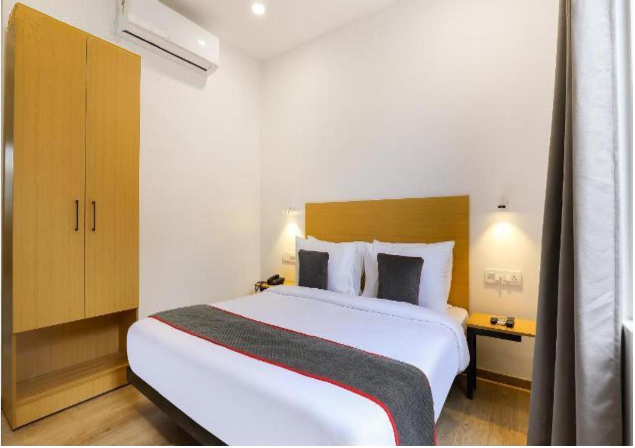 Hotel Kingston House Лакхнау Екстер'єр фото