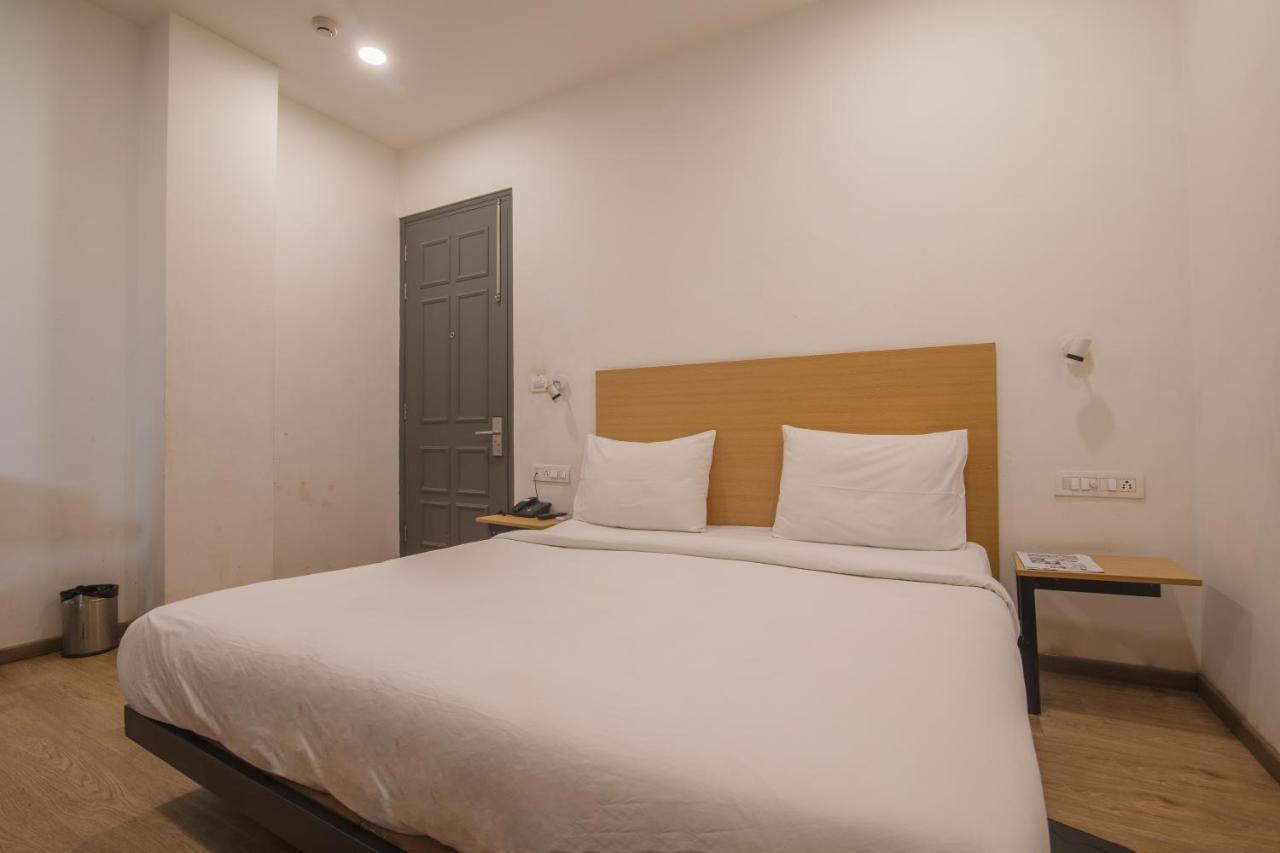 Hotel Kingston House Лакхнау Екстер'єр фото