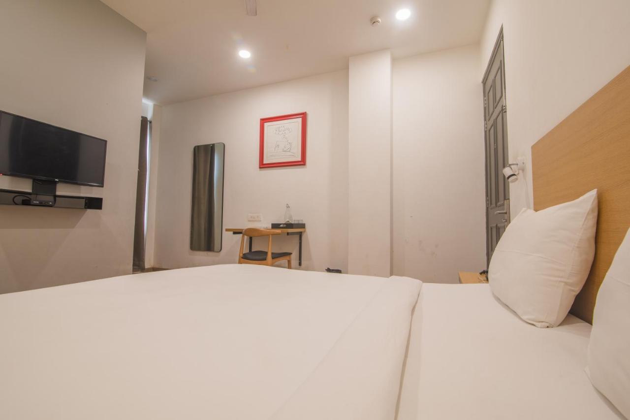 Hotel Kingston House Лакхнау Екстер'єр фото